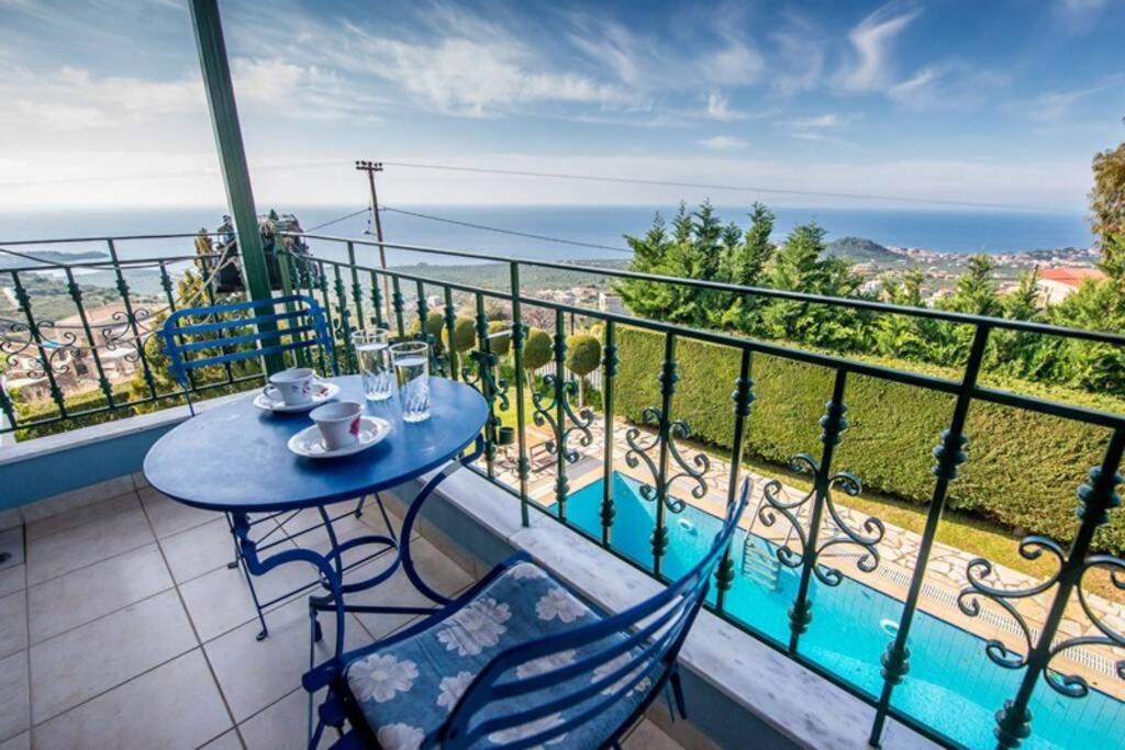 Kelly'S Villa In Stoupa Neokhorion  المظهر الخارجي الصورة